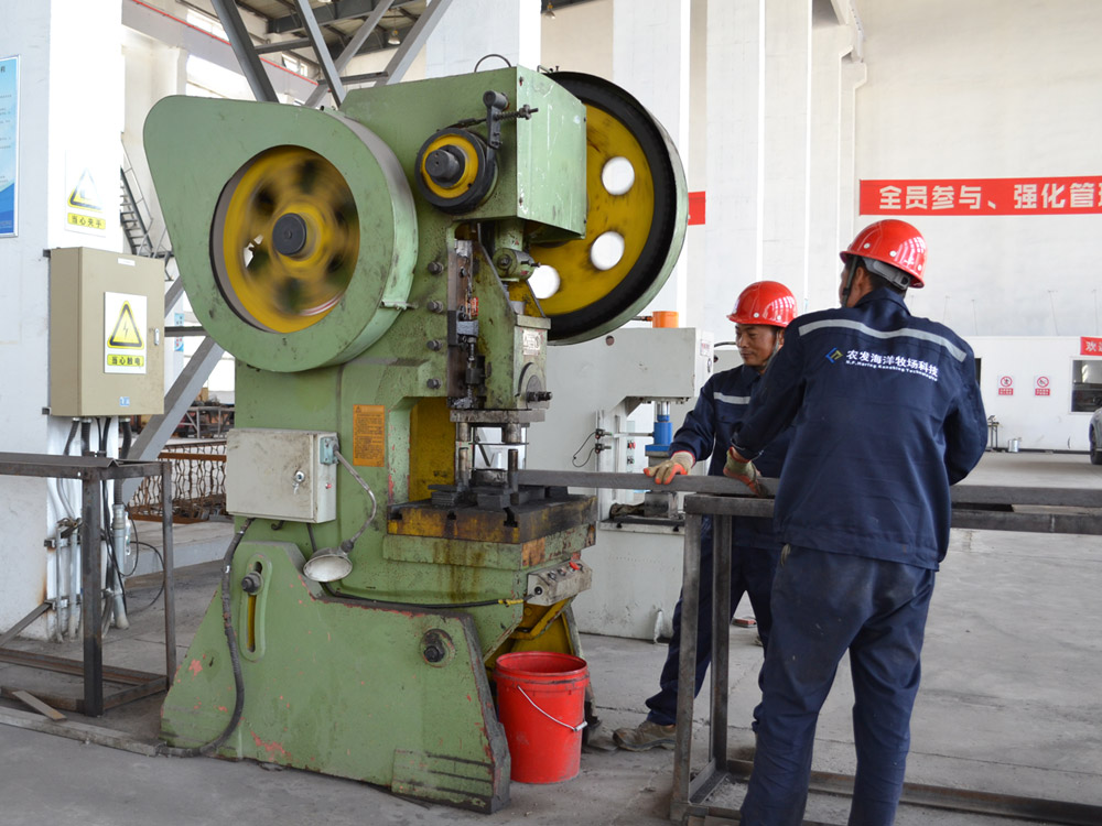 大型油壓機(jī)